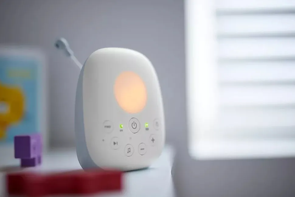 Baby Monitor m. temperatursensor og vuggeviser