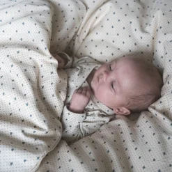 Baby sengetøj - lots of love sky