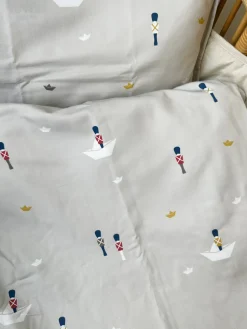 Baby Sengetøj - Tin Stick Man