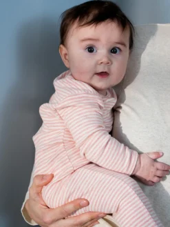 Baby Stribet Dragt - Coral/Offwhite