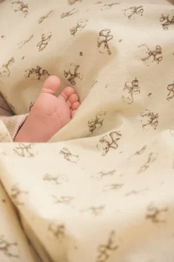 Bambus babydyne med sengetøj - Elefant