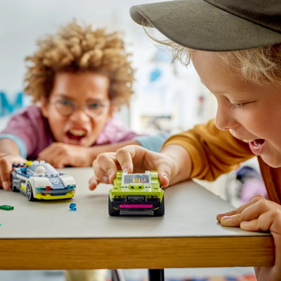 Biljagt med politi og muskelbil 60415 LEGO® City