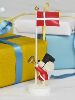 Bordflag, mus med trompet