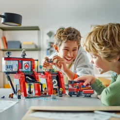 Brandstation med brandbil 60414 LEGO® City