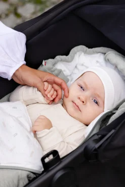 Breeze Light - Misty Green Fields