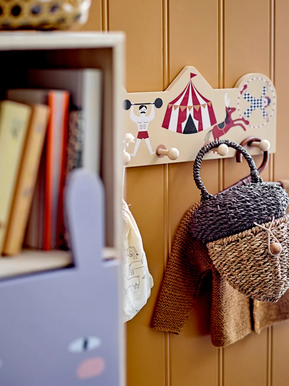 Calle Bogreol m/Skuffer