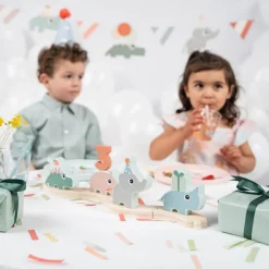 Celebration parade Deer friends Farvemix