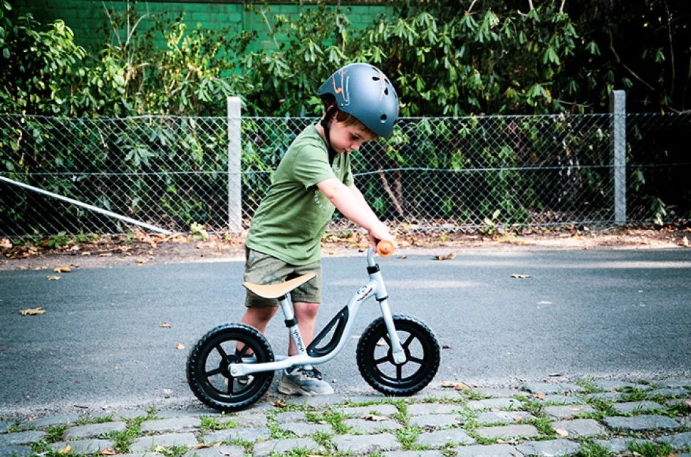 Charlie letvægts-balancecykel silver