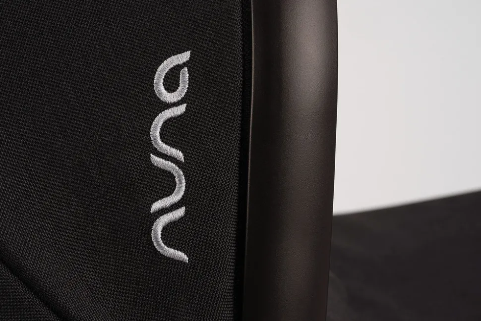 Demi Next liggedel - Caviar (2024)