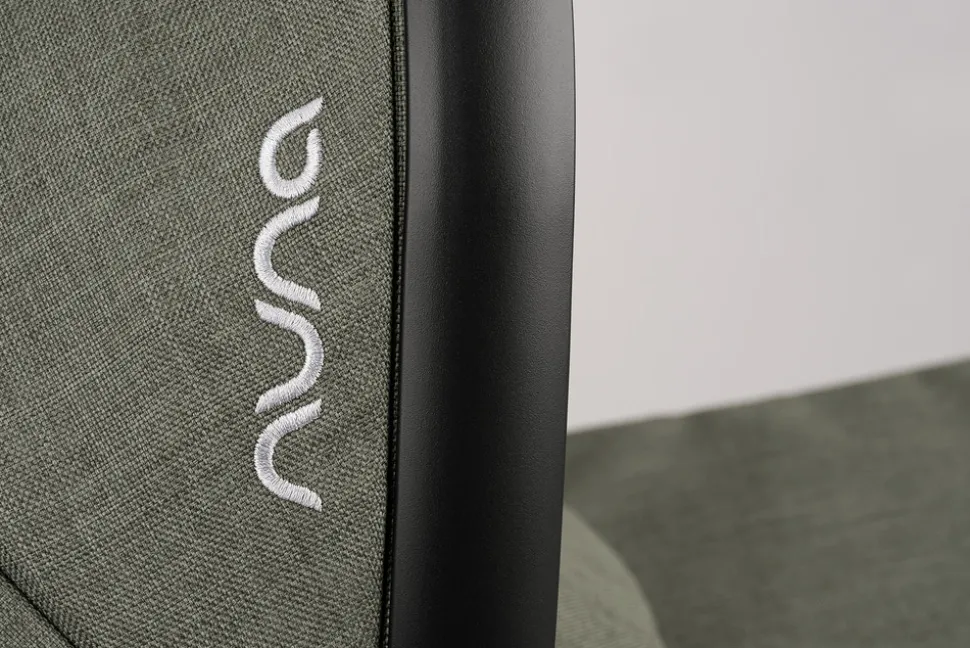 Demi Next liggedel - Pine (2024)