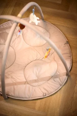 Fjord aktivitetstæppe inkl. 3 aktivitslegetøj