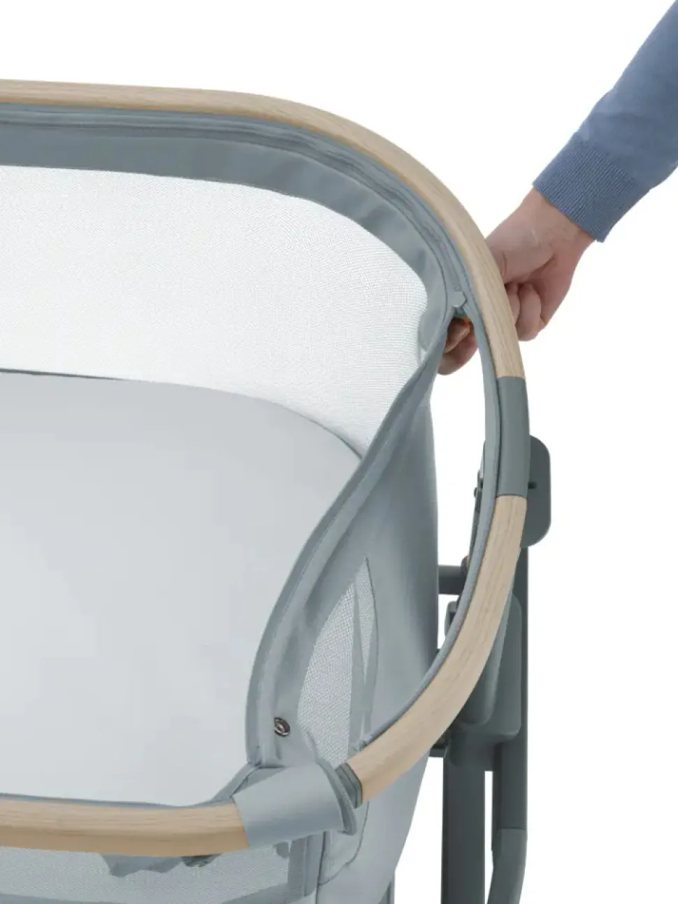 Iora Air - Beyond grey