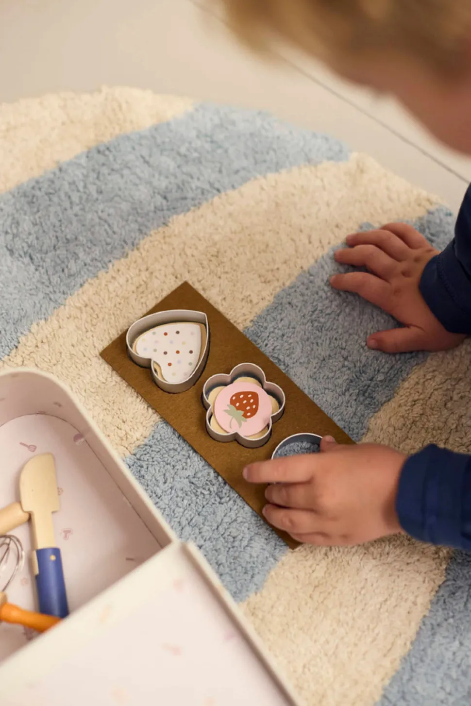 Legekuffert - Bagesæt i træ