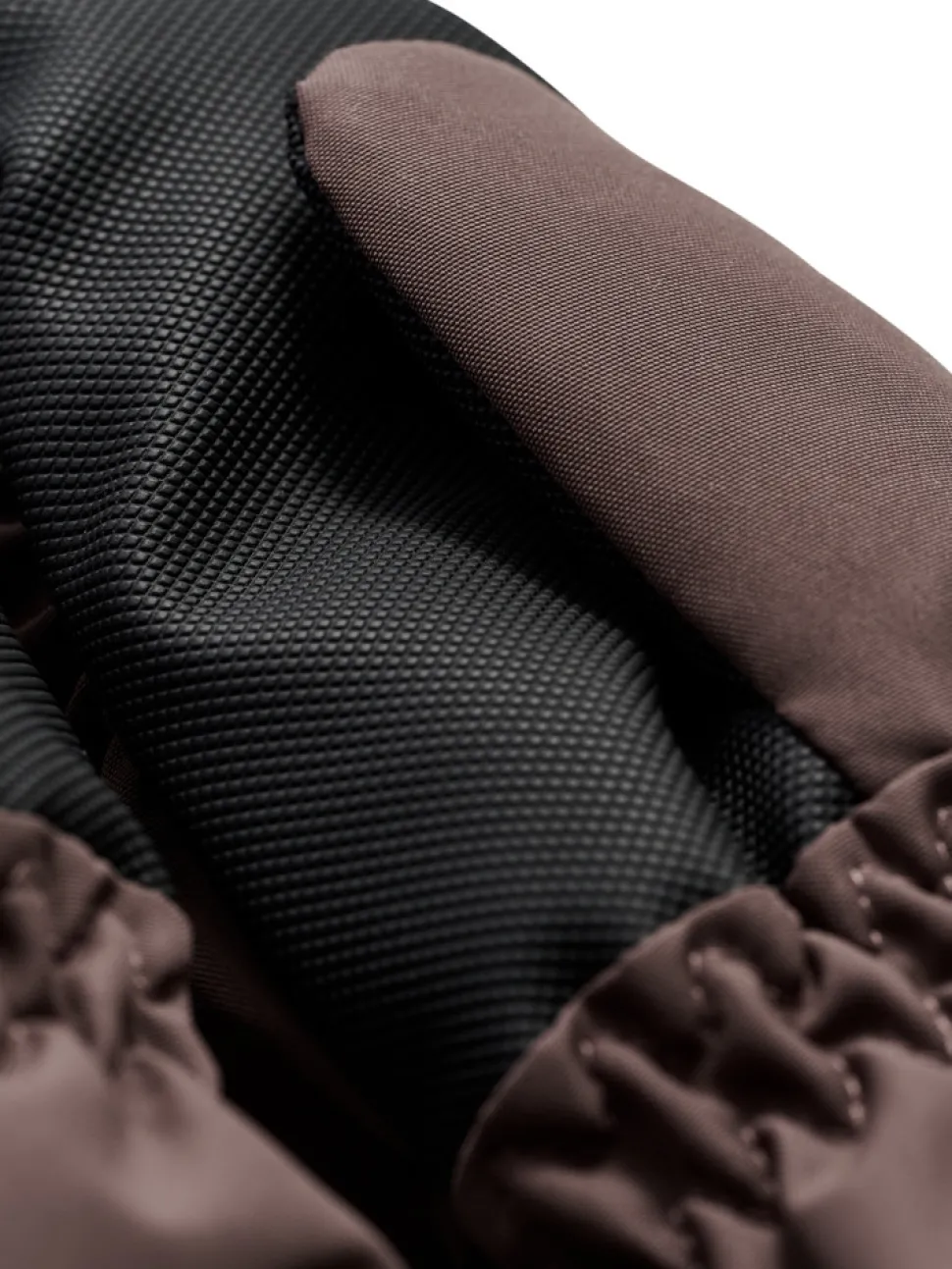 Luffer Wp - Peppercorn