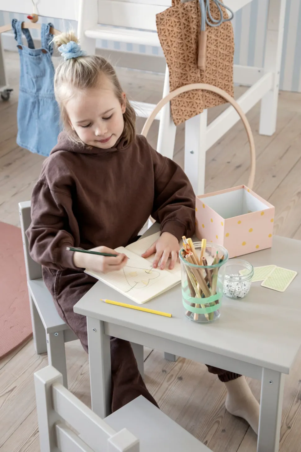 Mads Børnebord - dove grey