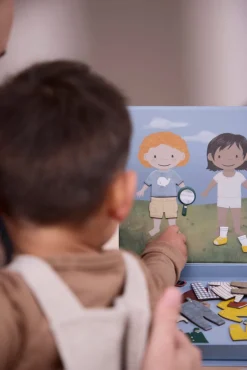 Magnetisk påklædningsdukke - Klar til dit eventyr