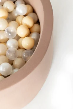 Rundt Boldbassin med 200 bolde- Cafe Latte