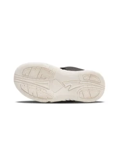 Sandal flash - Eiffel tower