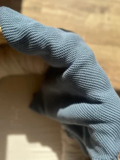 Striktæppe - Misty Blue - økologisk